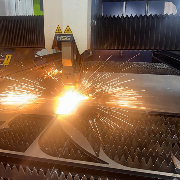 taglio-laser-metallo-milano-bergamo